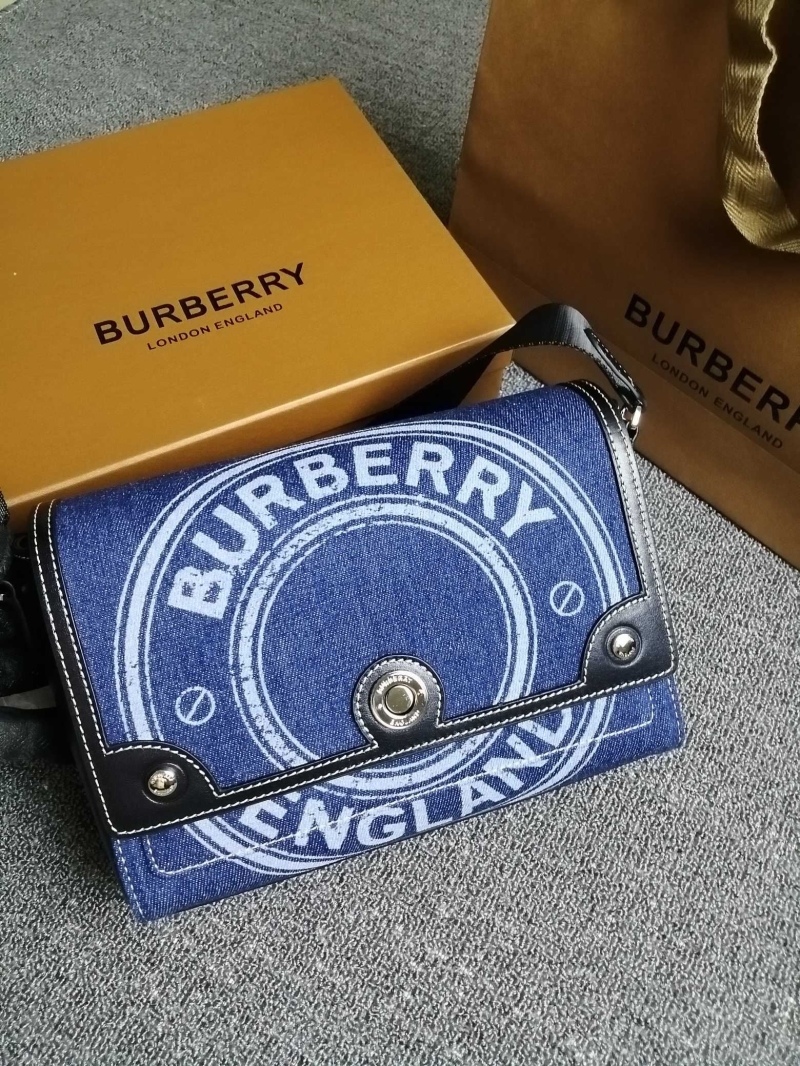 Burberry Clutch Bags